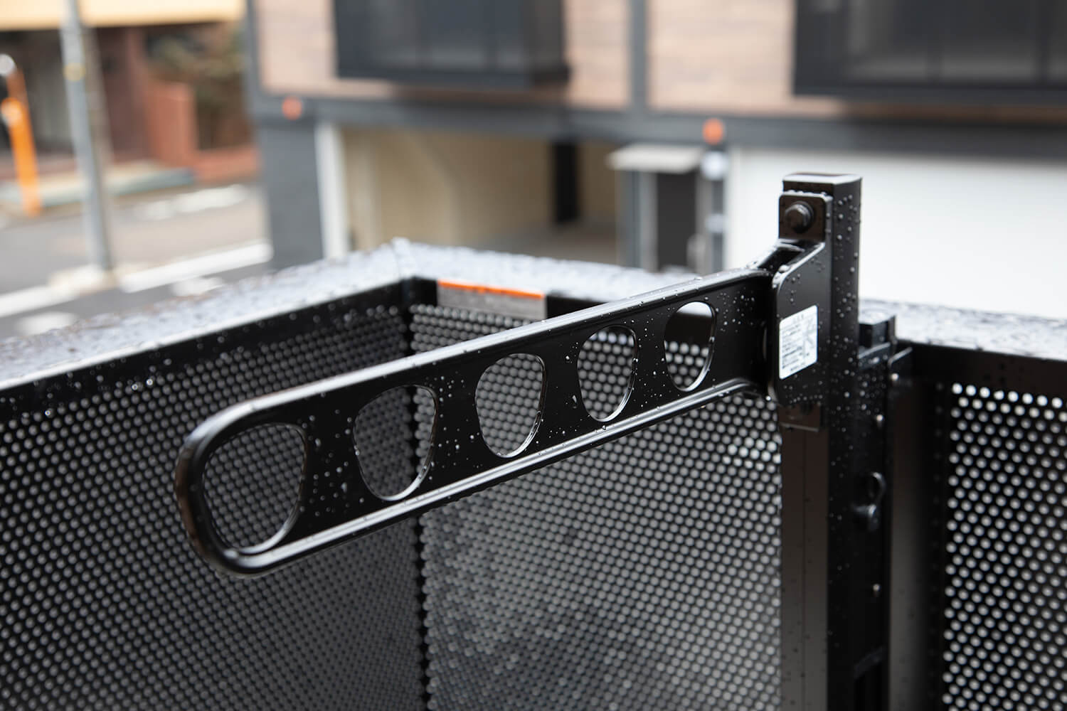 賃貸ガレージハウス|プレミアムガレージハウスの内部を特別公開!|物干し