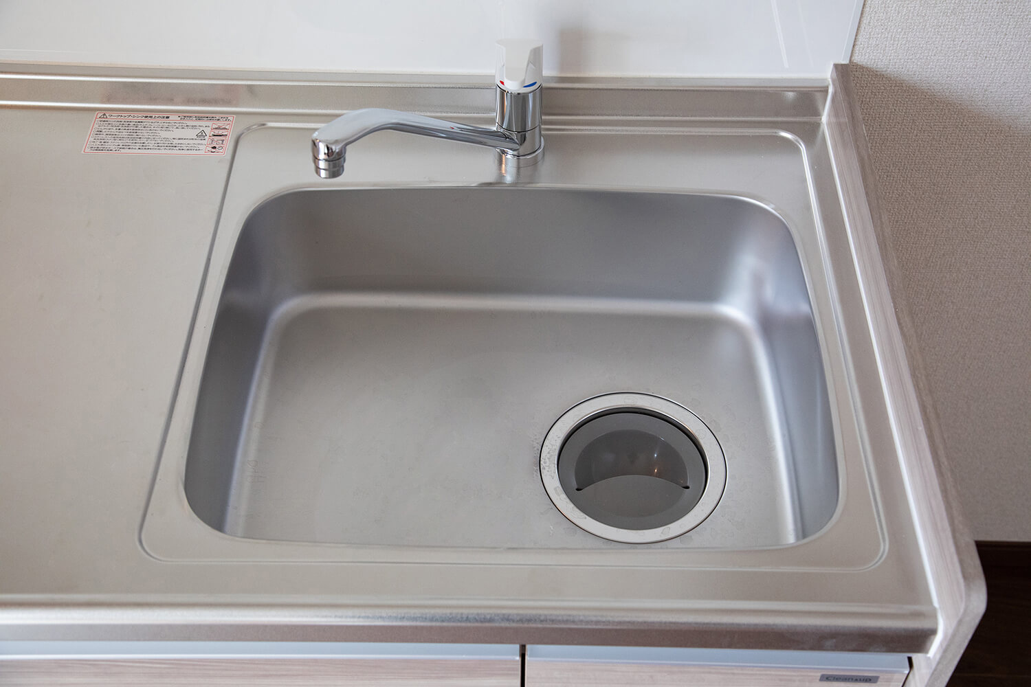 賃貸ガレージハウス|プレミアムガレージハウスの内部を特別公開!|シンク