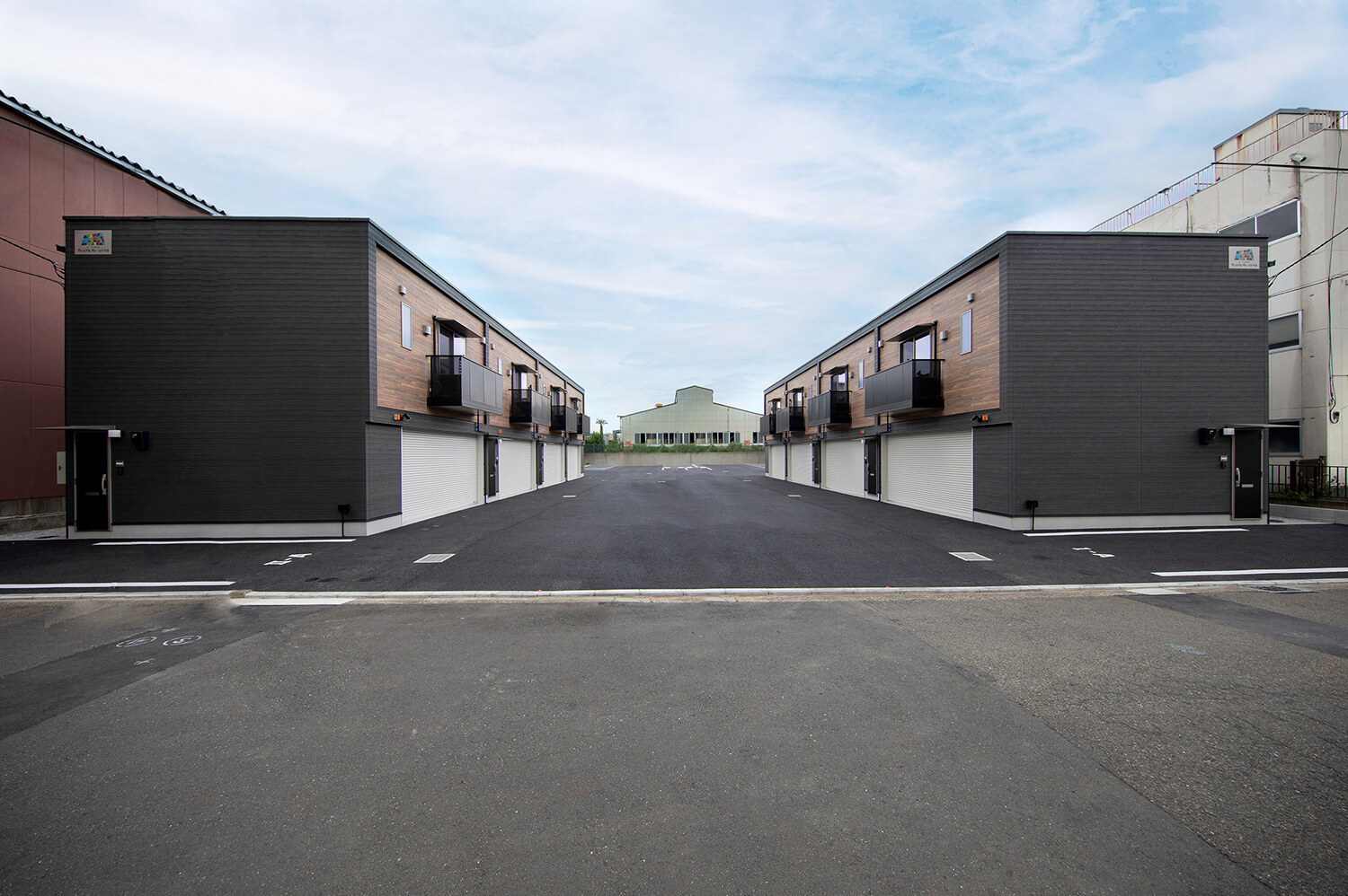 賃貸ガレージハウス|プレミアムガレージハウスの内部を特別公開!|外観1