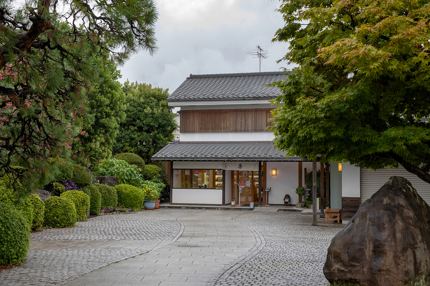 賃貸ガレージハウス|オーナーインタビュー|宮鍋正徳さま|宮鍋商事株式会社_外観1