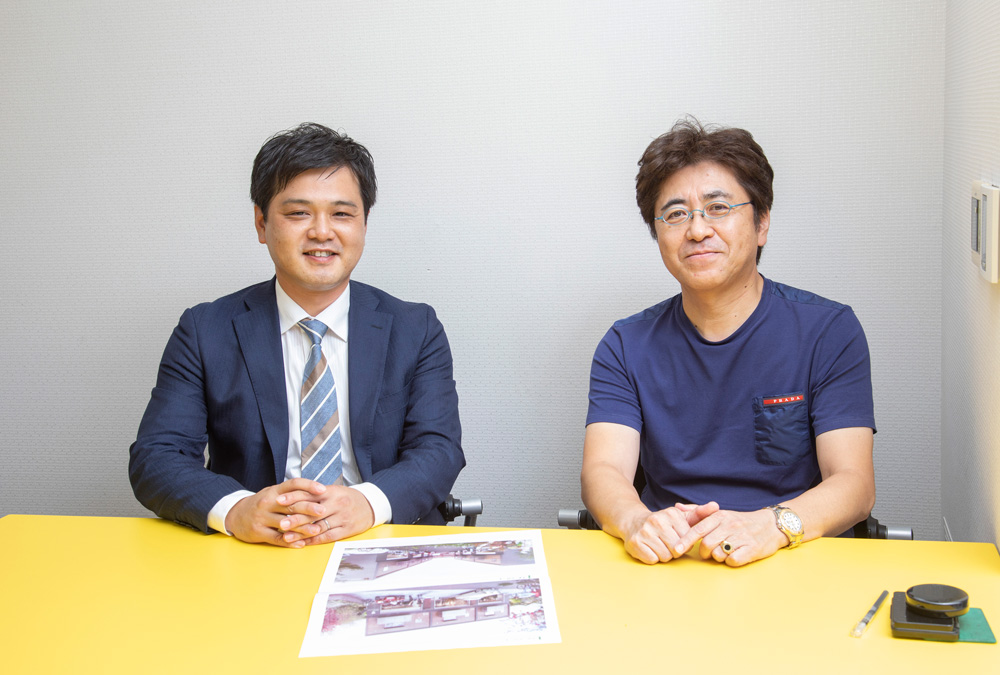 賃貸ガレージハウス|オーナーインタビュー|宮鍋正徳さま|営業加藤さんとのツーショット