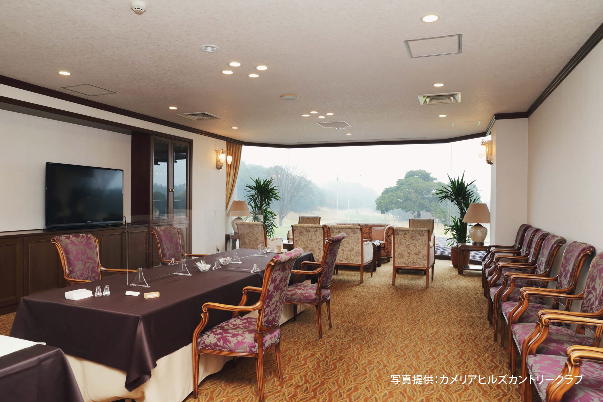 賃貸ガレージハウス|ゴルフ場写真